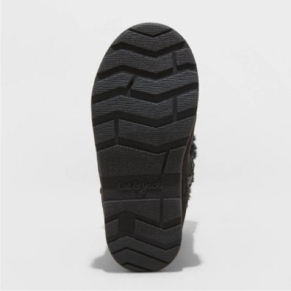 Cat & Jack Toddler Girls' Leah Winter Shearling Black Boots. Size 9 - Picture 4 of 9